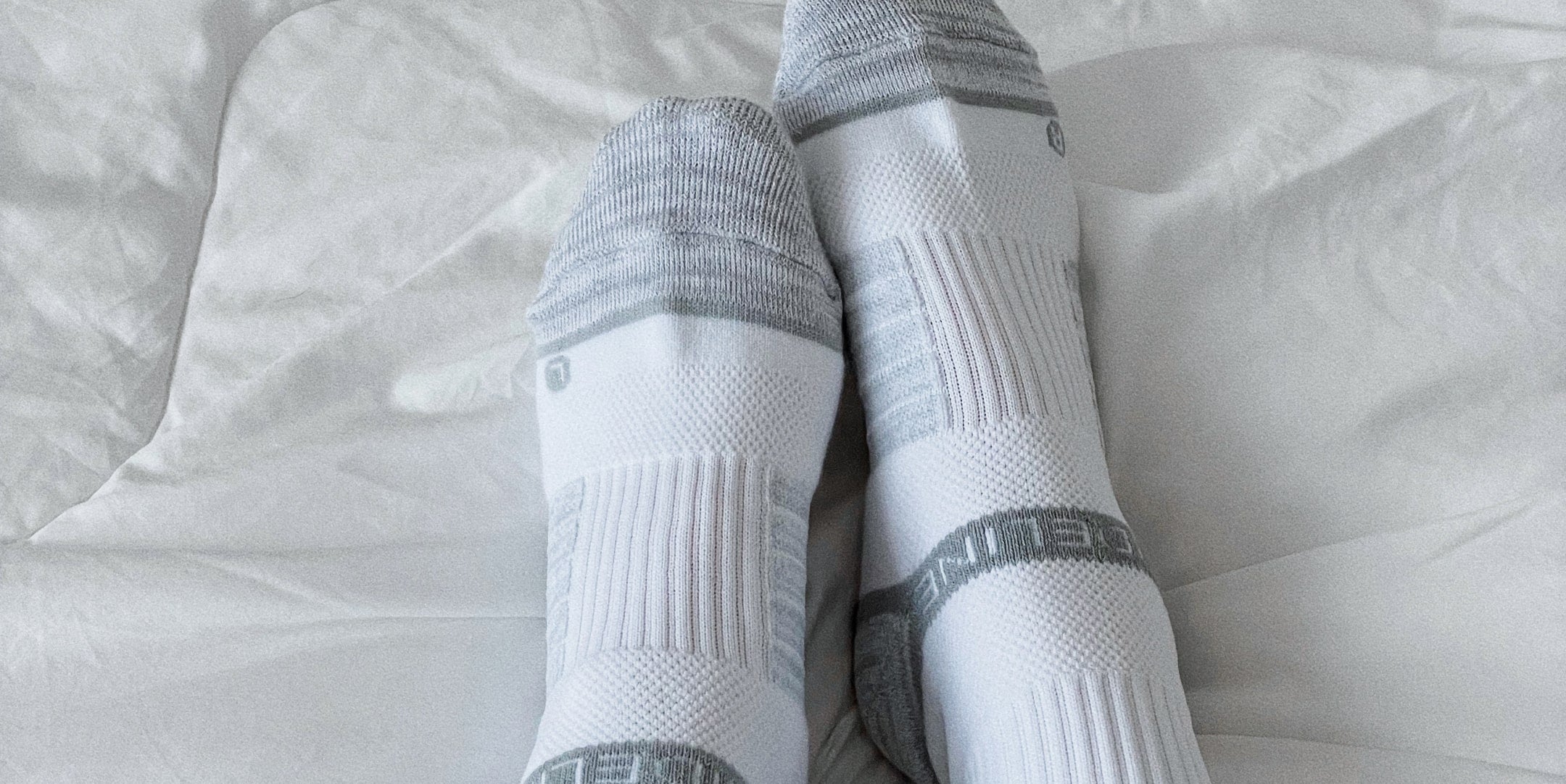 Men's Athletic Premium Cotton Cushioned Plain Ankle Crew Socks Size 9- –  Glory Max
